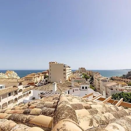 Spacious Penthouse With Spectacular Sea Views! *